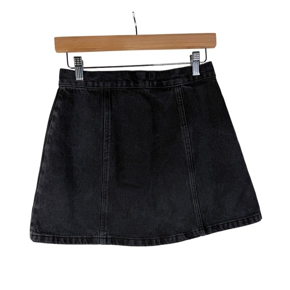 BDG‎ UO Button Front Mini Denim Skirt size Medium Black - Picture 6 of 8